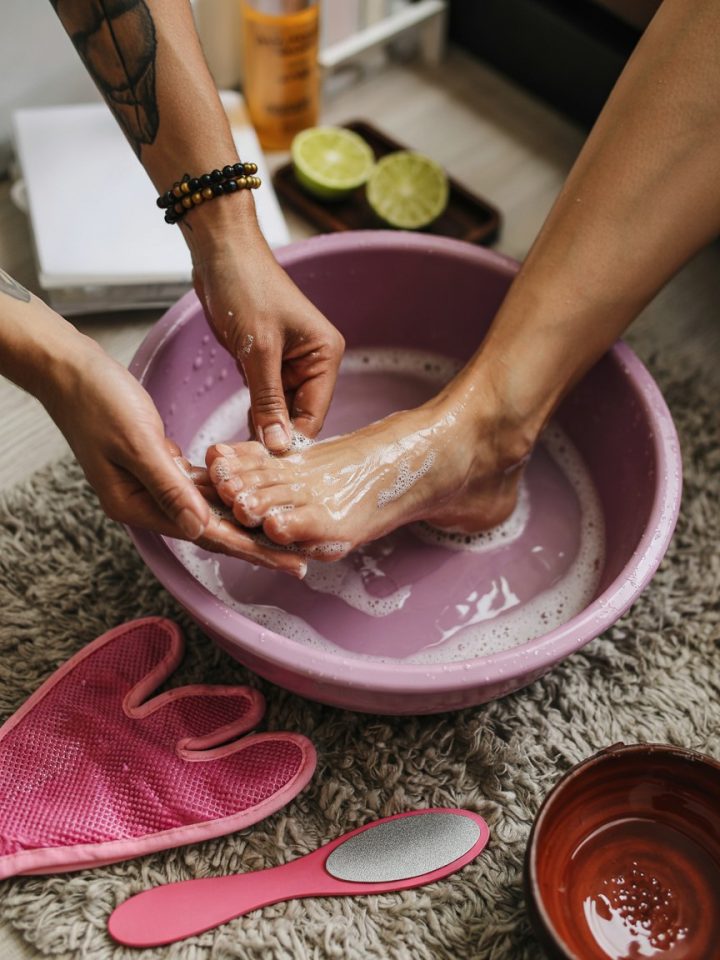 Relaxing DIY Foot Soak Recipes with Epsom Salt for Tired Feet
