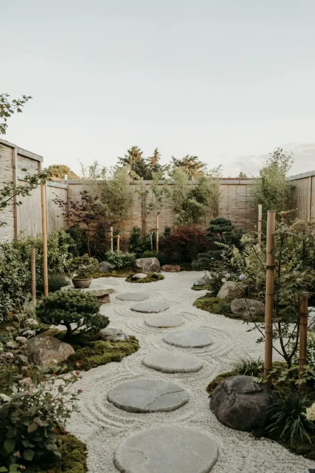 How to Design Garden Paths and Walkways: 21 Practical Ideas for Your Yard